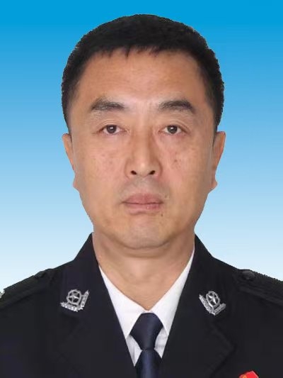 张毅