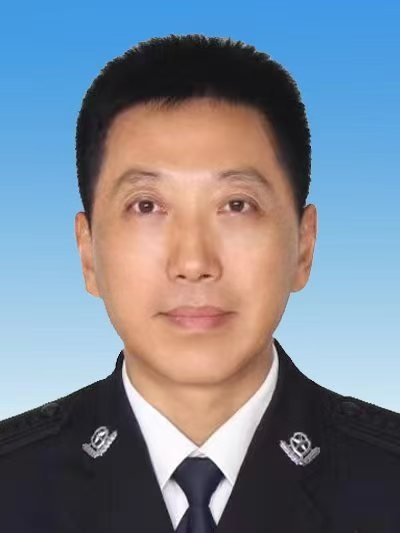 王占林