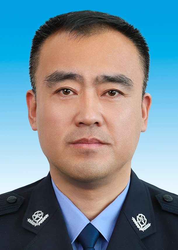 陈操